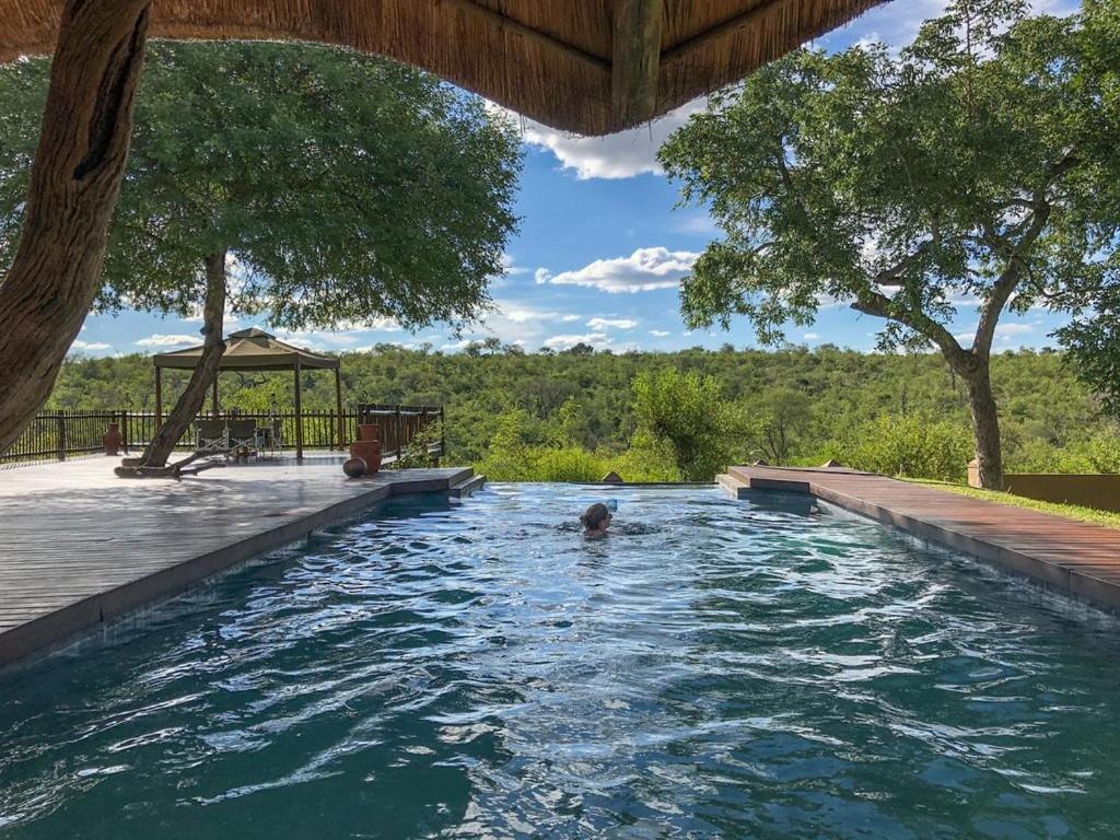 ムウェティ ブッシュ ロッジ Grietjie Game Reserve エクステリア 写真