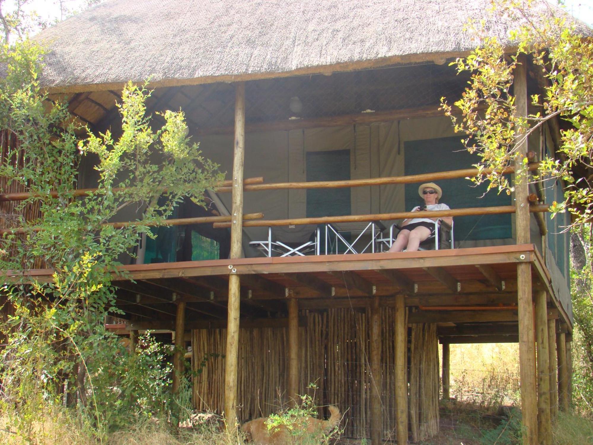 ムウェティ ブッシュ ロッジ Grietjie Game Reserve エクステリア 写真