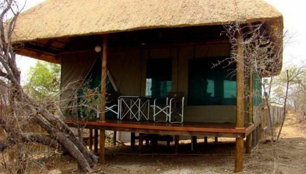 ムウェティ ブッシュ ロッジ Grietjie Game Reserve エクステリア 写真
